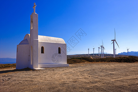礼拜堂爬坡蓝色沙漠涡轮活力燃料岩石山脉风车教堂图片