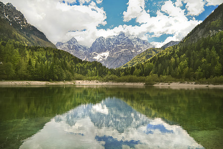 斯洛文尼亚阿尔卑斯水晶天空森林运动生态吸引力远足顶峰全景反射图片