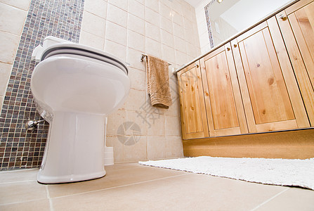 房间房子衣柜用品木头洗漱毛巾龙头陶瓷家具厕所图片
