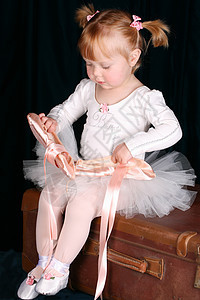 芭蕾女裙子配件红发白色女性短裙儿童女儿戏服芭蕾舞图片