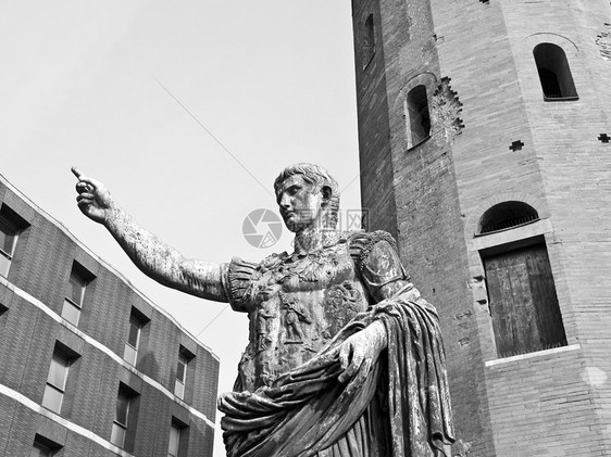 凯撒奥古斯都神像建筑学白色雕像皇帝废墟地标黑色纪念碑图片