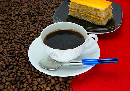 咖啡杯和谷物黑色活力棕色白色种子颗粒状咖啡店盘子咖啡杯子图片