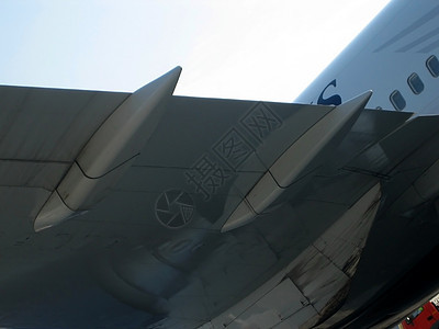 飞机和航空鸟瞰图控制翅膀窗户游客空姐技术旅游地面运输图片