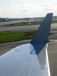 航空飞行员乘客人士技术力量翅膀商业引擎控制飞机图片
