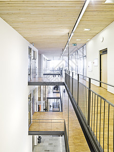 现代内地楼梯结构建筑讨论阴影商业地面观点天花板木地板图片