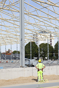 建筑工地建筑学生长地点大梁外观天空工作工人金属起重机图片