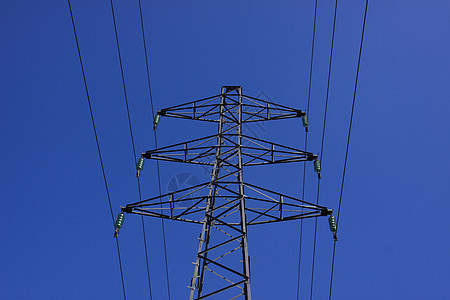 高电压电流电线技术天空工程收费桅杆蓝色力量危险网络紧张图片