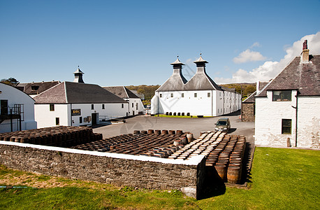 Ardbeg 蒸馏厂高地酒厂工厂建筑小桶商业小岛建筑学植物烈酒图片