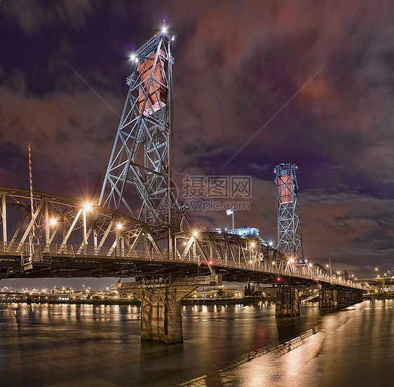 俄勒冈波特兰钢桥夜景图片