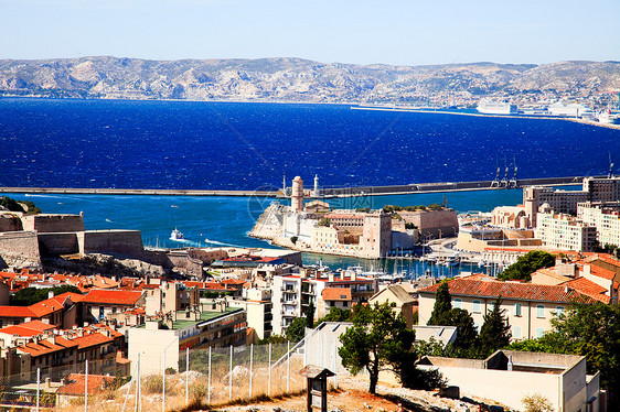 马赛市和港湾的空中景象支撑天线蓝色旅行太阳海岸码头马赛中心建筑物图片