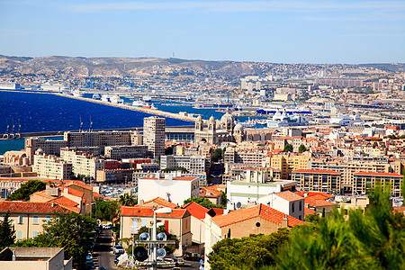 马赛市和港湾的空中景象城堡支撑蓝色码头天线中心游艇全景天空马赛图片