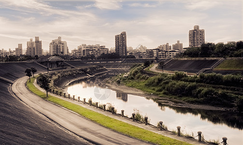 日落的城市景风景住宅市中心天际社区建筑学天空场景首都房子图片