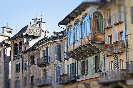 意大利多莫多索拉     中世纪住房图片