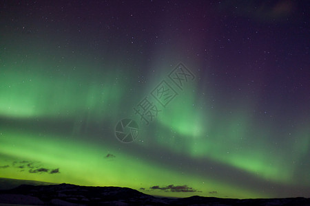 北光多彩假期紫色磁层北极星天文学天空气氛星星宇宙童话图片