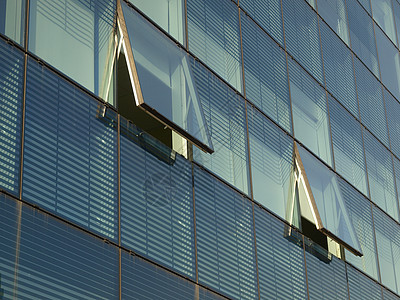天空压台建筑玻璃办公室商业城市高楼窗户蓝色摩天大楼景观图片