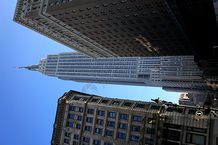 纽约摩天大楼城市建筑蓝天苹果蓝色背景生活图片