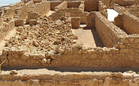 古老马萨达堡垒的废墟图片