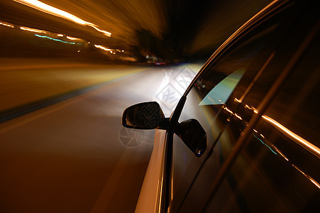 夜间驾车 汽车行驶景观城市夜生活市中心生活窗户行动速度运输运动图片