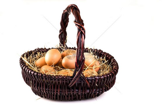 篮子里的新鲜鸡蛋离合器食物乡村农场干草稻草团体羽毛柳条母鸡图片