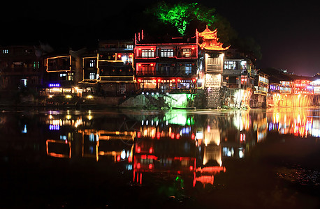 中国凤凰城夜幕风景建筑城市橙子村庄派对娱乐酒吧红色少数民族吸引力图片