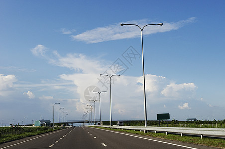 高速公路路灯寂寞街道运输路面旅行天空路线图片