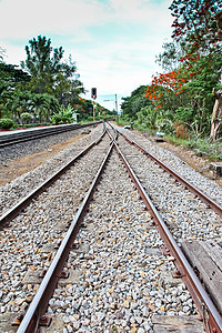 泰国的铁路运输速度小路金属平台旅行城市运动日落路线图片