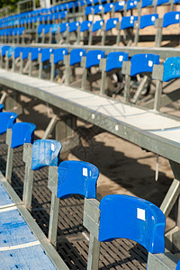 体育场座席椅子座位塑料蓝色长椅图片