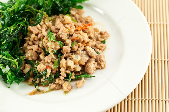 炒猪肉鱼午餐辣椒盘子香料餐厅油炸烹饪蔬菜美食搅拌图片