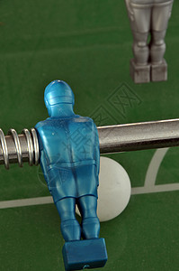 Foosball  桌球足球细节塑料玩家蓝色玩具乐趣娱乐桌子竞赛游戏守门员图片