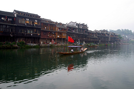 中国 湖南 湖南西部 凤凰城 自然 风景 旅游 风景区 风景区河流城门旅行设施都市用水历史游船水面建筑图片