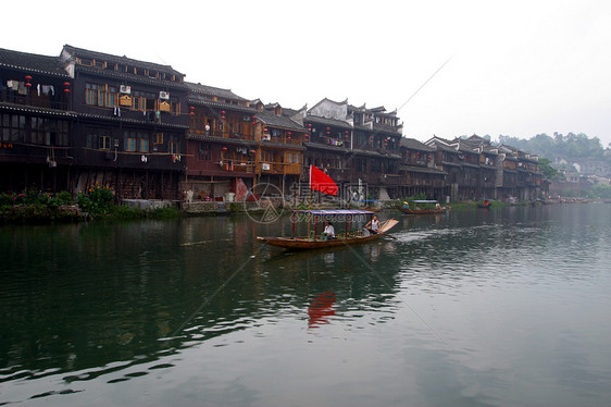 中国 湖南 湖南西部 凤凰城 自然 风景 旅游 风景区 风景区河流城门旅行设施都市用水历史游船水面建筑图片