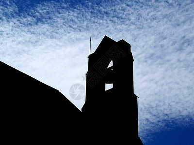 贝尔塔建筑学建筑剪影宗教黑色教会天空背景图片