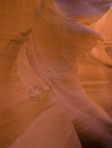 亚利桑那州的蚂蚁峡谷洞穴石头侵蚀砂岩红色岩石橙子大厅干旱狭缝图片