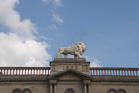 狮子雕像建筑学旅行蓝色数字石头雕刻吸引力装饰品城市雕塑图片
