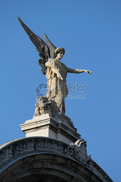 天使雕像女士监护人雕塑翅膀天空宗教艺术蓝色石头精神图片