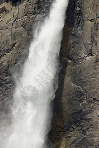 叶西米特瀑布旅游山脉森林国家花岗岩环境石头旅行悬崖公园图片