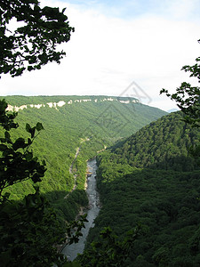 高度全景岩石植被风景旅行河流斜坡路线山丘文件图片