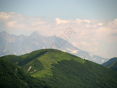 主要高加索山脊植被一条路线距离高山文件岩石植物群登山全景山峰图片