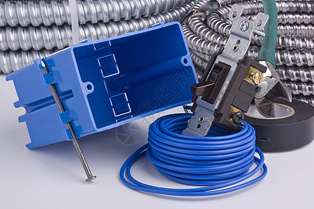 开交换器安装建造磁带塑料维修黑色电缆金属电气材料接线图片