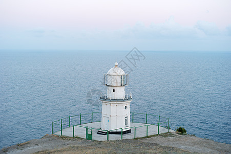 灯塔天空犯罪平板海洋海标假期建筑风景岩石场景图片