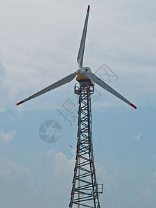 风力涡轮机塔旧型绿色工业活力技术环境创新发电机气候涡轮旋转图片