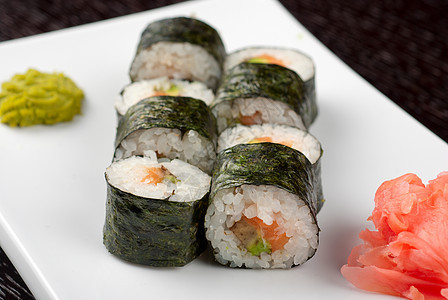 北海道maki海鲜海苔蔬菜美食午餐用餐文化鱼片盘子小吃图片