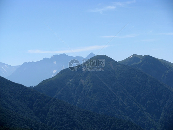 山山脉生物文件天空风景石头高原岩石全景草甸植物群图片