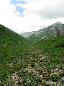 山山脉路线石头全景山丘植被解脱植物群旅行植物风景图片