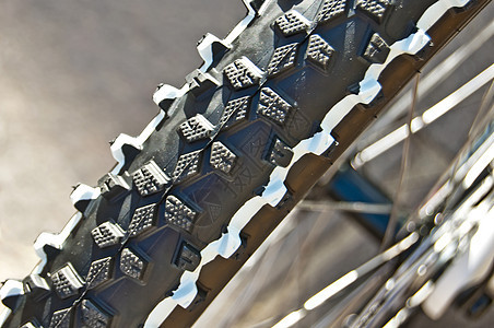 自行车轮胎黑色国家运动橡皮宏观车轮越野山地车网格轮缘图片
