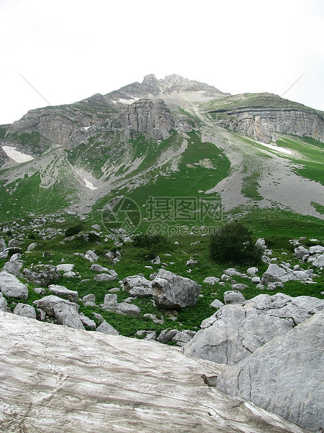 山山脉岩石轨道全景植被高原山丘植物旅行文件植物群图片