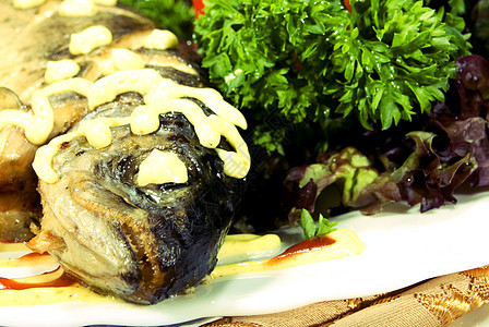 烤鱼盘子海鲜香菜烹饪美食菜单沙拉享受餐厅蔬菜图片
