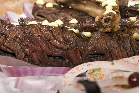 炒肉盘子洋葱享受油炸装饰奢华晚餐肋骨牛肉美食图片