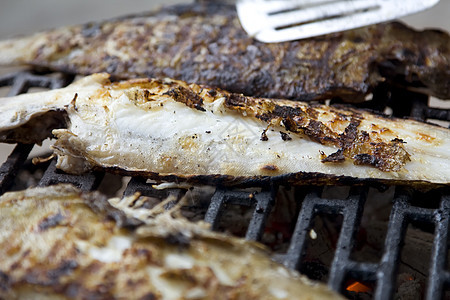 烧烤鱼烧烤炙烤食物海鲜厨房鳟鱼背景图片