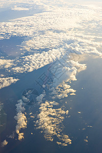 从平面看云层航班白色蓝色鸟瞰图背景外观天空背景图片